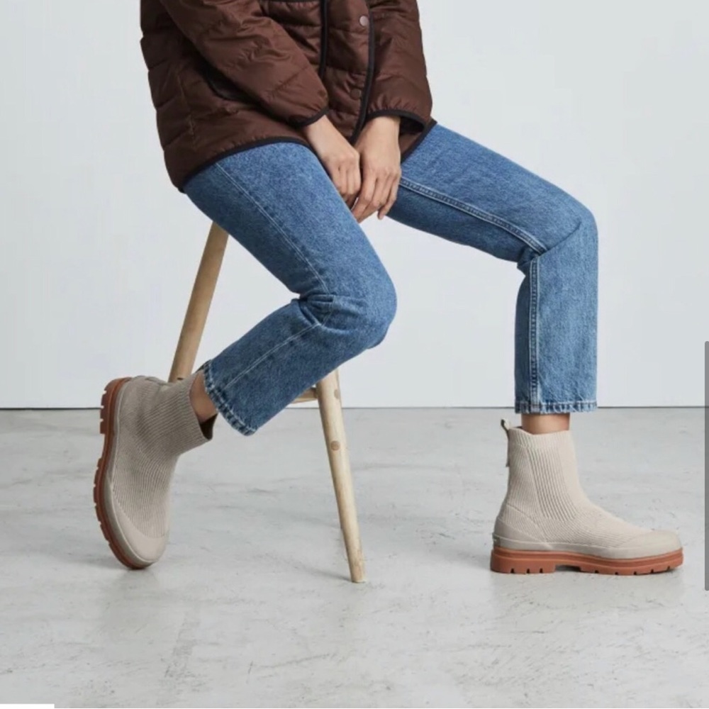 Everlane The Utility Boot in ReKnit Neutral Glove Chunky Lug Sole